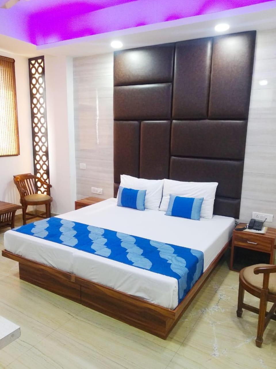 Hotel Spb 87 Near Karol Bagh Metro Station Delhi Экстерьер фото